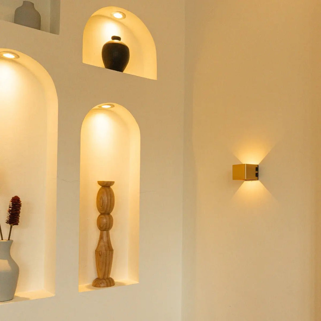 Tess Gold Rechargeable Wall Light