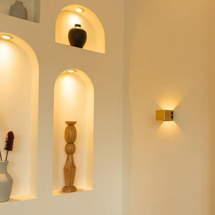Tess Gold Rechargeable Wall Light