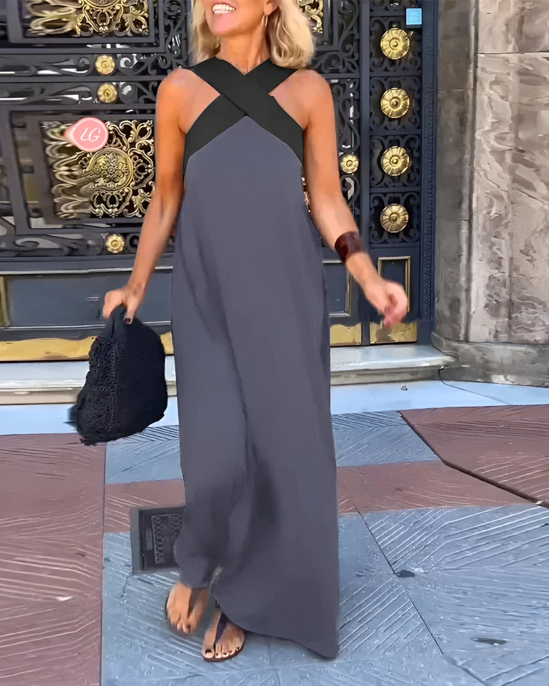 Fabienne | Dress with Crossed Cut