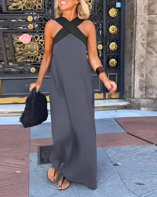 Fabienne | Dress with Crossed Cut